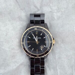 Michael Kors Black and Gold Timepiece